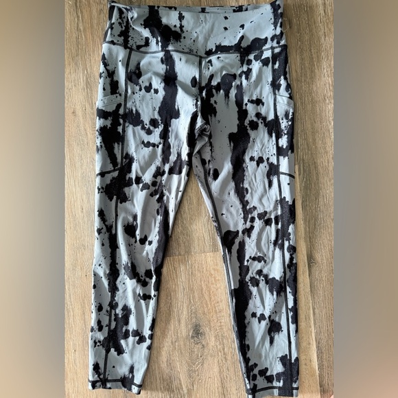 Zyia Active Slate Oxidation Soft N Snug 7/8 Leggings - Picture 4 of 5